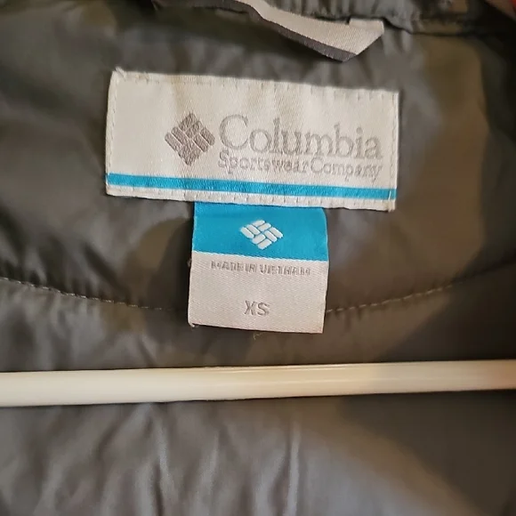 Columbia Coral-Red Long Insulated Ski Coat - Picture 3 of 6